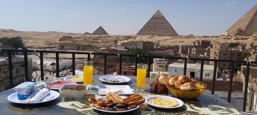 Pyramids Plateau Inn Giza Buitenkant foto