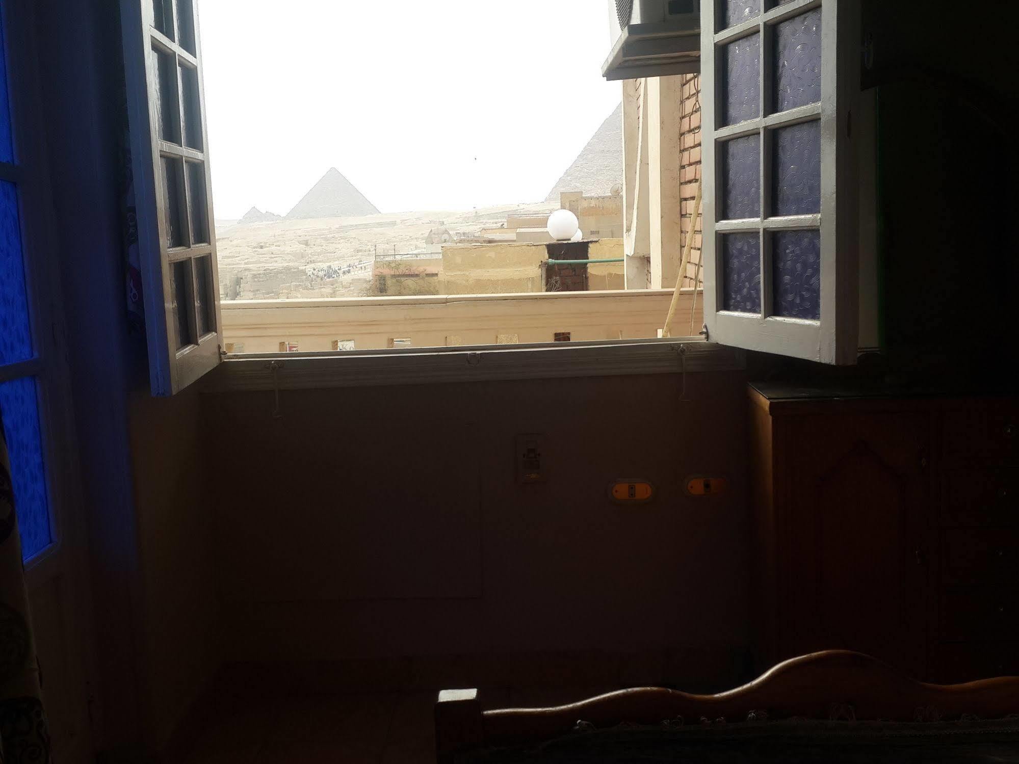 Pyramids Plateau Inn Giza Buitenkant foto